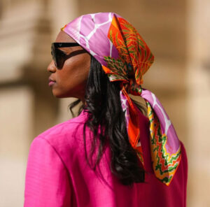 تکنیکهای بستن شال دور سر همراه