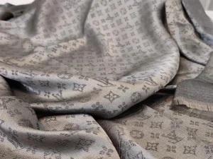 شال ابریشم ؛ پوشش سر جدید و شیک