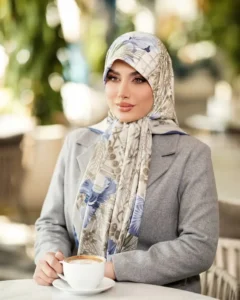 روسری ابریشم مناسب محیط کار